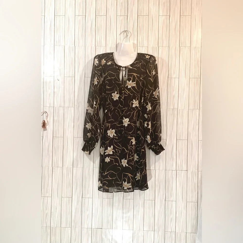 Long Sleeve Elastic Waist Band Midi Dress - Picture 5 of 6